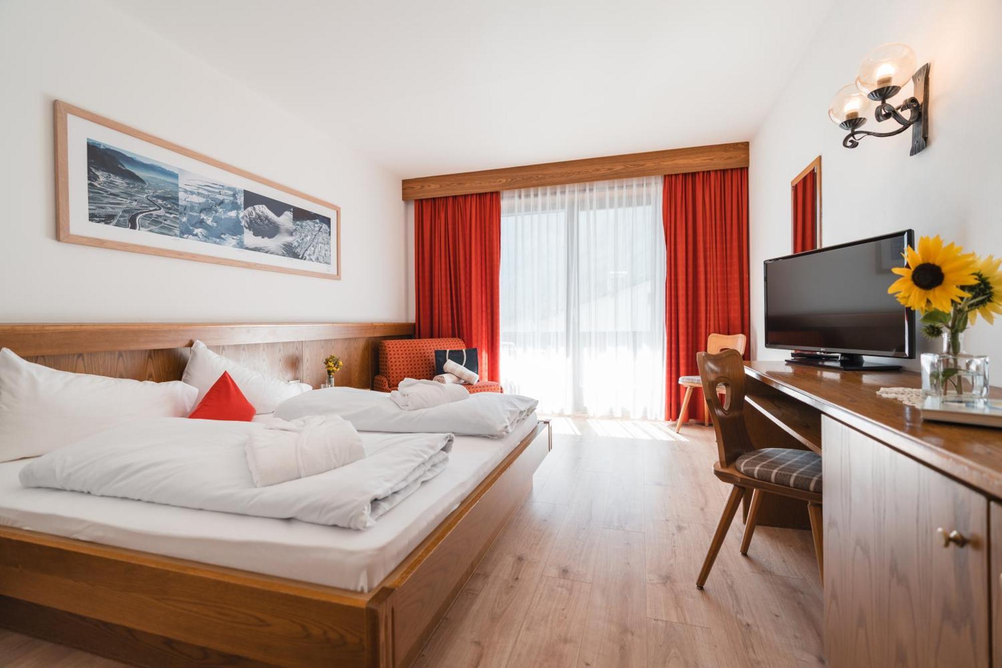 Smart Hotel Firn Мадонна Экстерьер фото